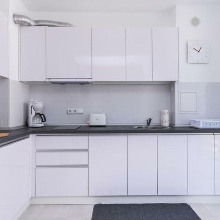 Cinecitta - One Bedroom Lion'S Bridge Apartment София Екстериор снимка